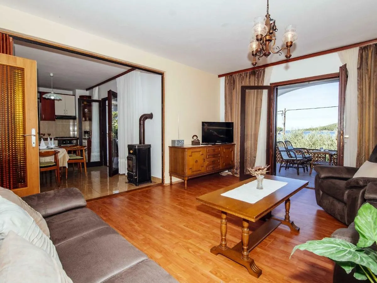 Holiday Home Mira Mali Iž 0*,  クロアチア